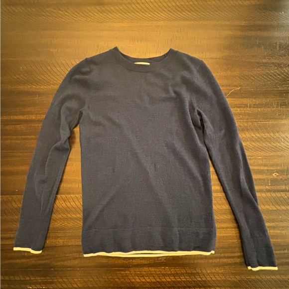 Club Monaco crew neck sweater. Merino wool. Navy blue. Size XS - Picture 2 of 6